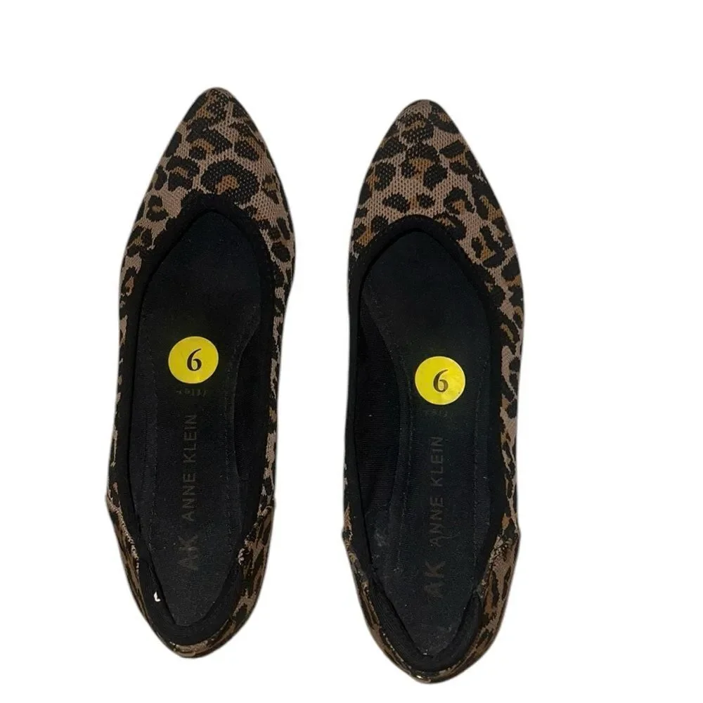 AK Anne Klein Animal Print Flat Shoes Size 9